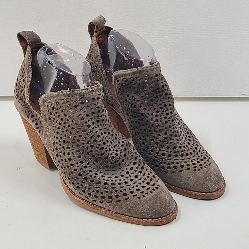 Jeffrey Campbell Rosalee Bootie Suede Women's Size 9 Lasercut Pattern Boho Fall - Picture 1 of 11